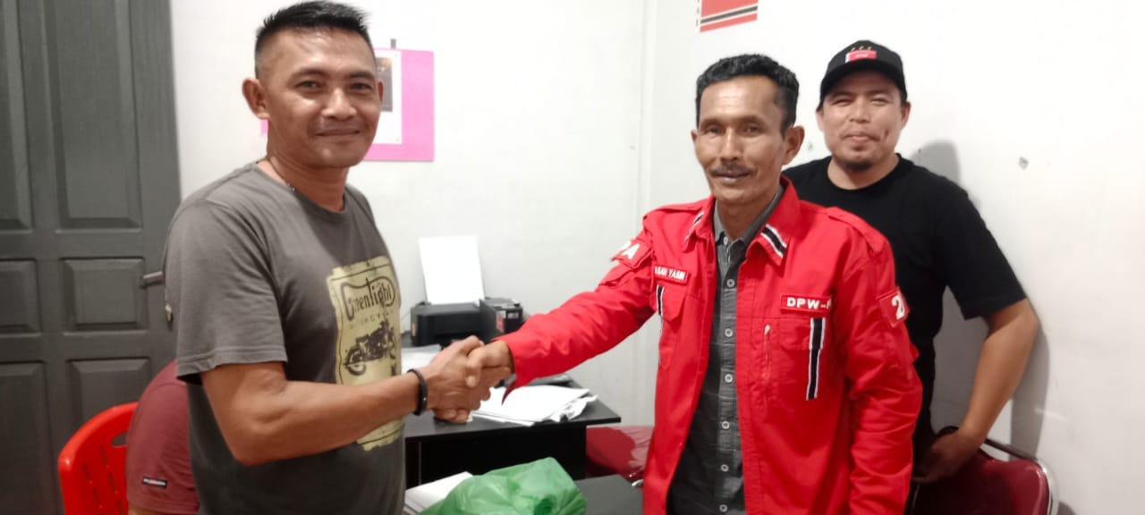 Mandat Para Saksi  dari Partai Aceh Wilayah Aceh Selatan Resmi di Serahkan ke 697 Saksi 