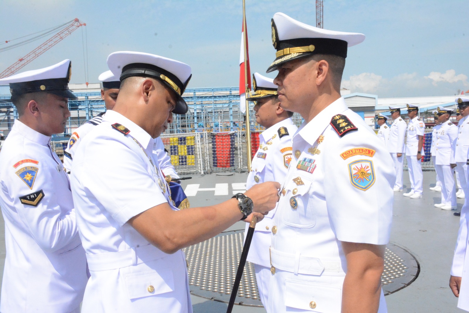  Letkol Laut (P) Ahmad Fahribi Putra Subulussalam Jabat Komandan Kapal Perang KRI Usman Harun-359