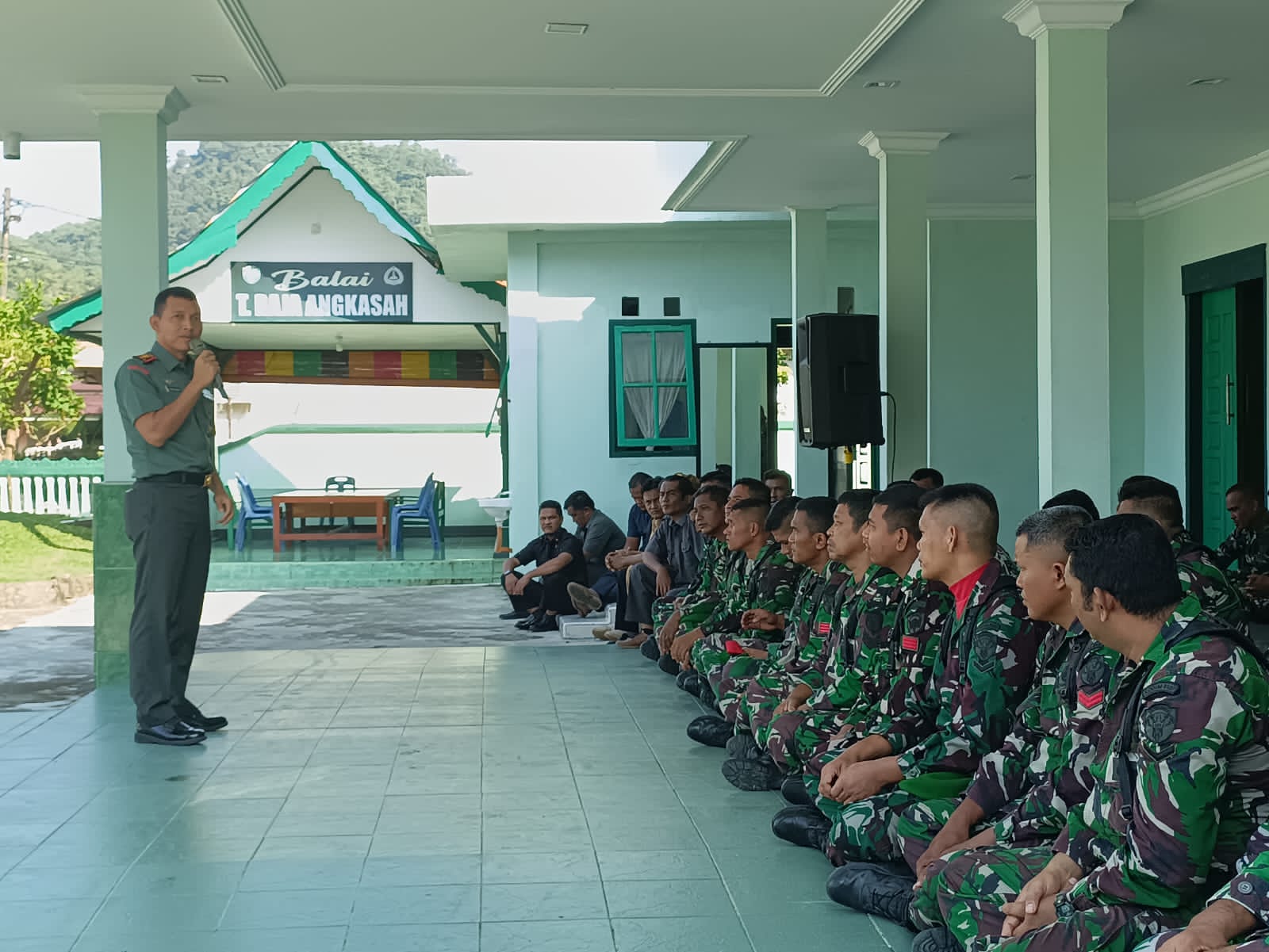 Arahan Dandim 0107/Asel Kepada Prajurit : Tingkatkan Peran Satkowil Dengan Selalu Hadir Ditengah Masyarakat