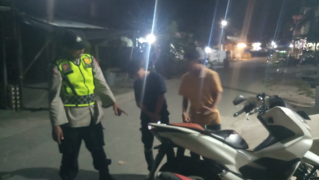 Antisipasi Balap Liar, Polres Aceh Selatan Dan Polsek Jajaran Lakukan Patroli malam.