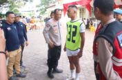 Perjuangan Ayat Suci Mengikuti Tes Tamtama Polri Memakai Sepatu Koyak