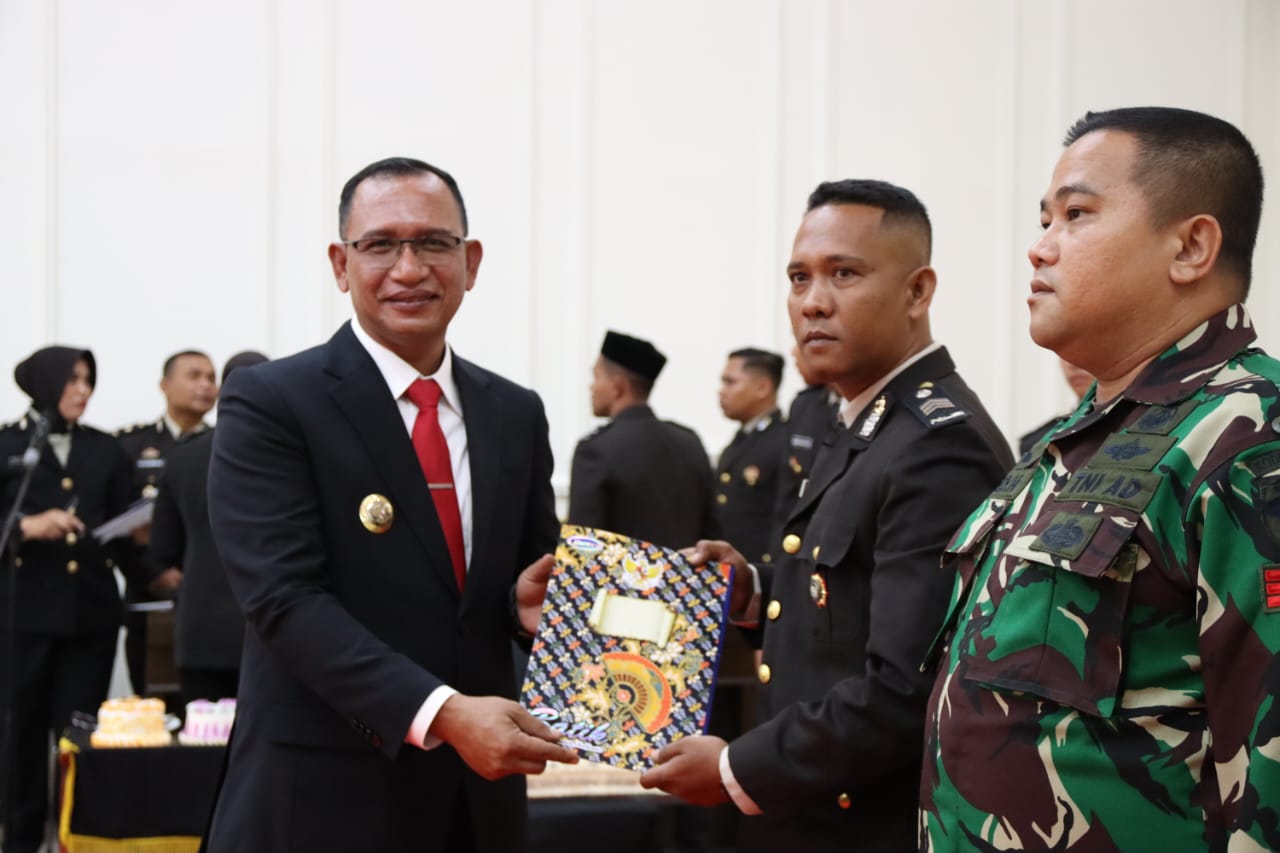 Serda Jhon Kanedi dan Praka Ridho Hamdani Terima Penghargaan Prestisius di Hari Bhyangkara ke 78