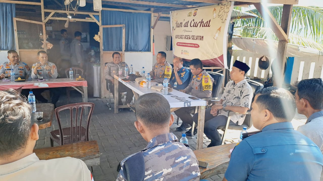Lewat Jumat Curhat, Kapolres Aceh Selatan Sampaikan Imbauan Kamtibmas Jelang Pilkada