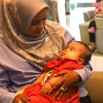 Mellani Subarni Beri Dukungan Dua Pasien Anak Bocor Jantung di RS Harapan Kita Jakarta