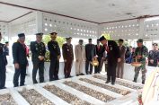 Peringati HUT RI Ke-79, Forkopimda Aceh Selatan Kunjungi Makam Panglimo Rajo Lelo