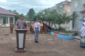 Jadi Pembina Upacara Bendera Hari Senin di SMAN Kapolsek Pasieraja Sampaikan Pesan Kamtibmas.