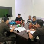 Unit II Tipidter Sat Reskrim Polres Aceh Selatan Serahkan Tersangka dan Barang Bukti Tindak Pidana ITE ke Kejaksaan Negeri Aceh Selatan