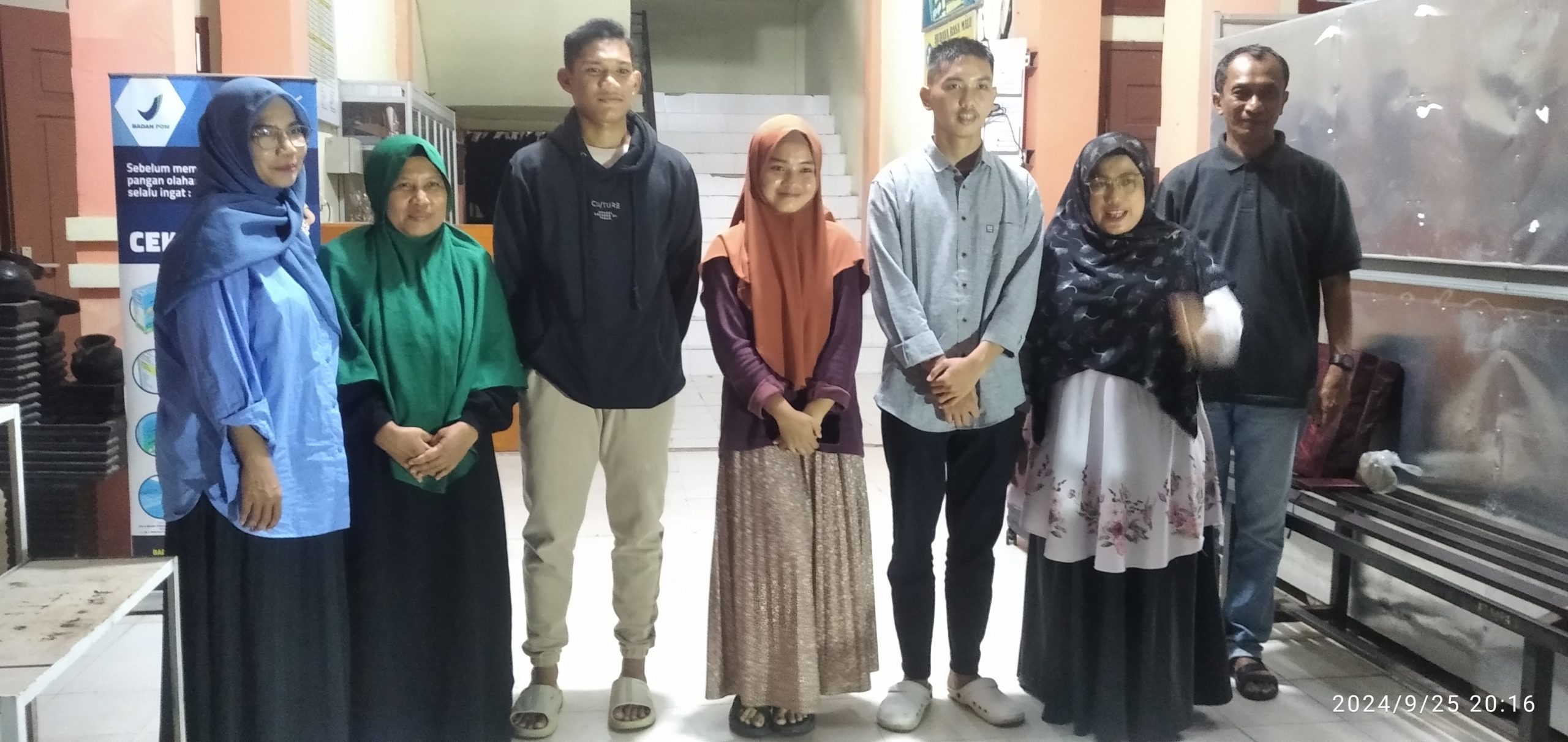 Tiga Siswa-siswi SMA Terbaik Dalam Kabupaten Aceh Selatan Berlaga Dalam Acara LDBI Di Banda Aceh