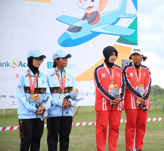 Terbang Layang : Aceh Dapat Emas dan Papua Tengah Sabet Perak