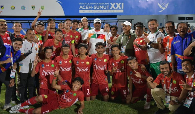 Juarai Grup A Cabor Sepak Bola, Pj Gubernur Safrizal Kembali Beri Bonus