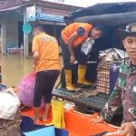 Kodim 0017/Asel Siaga Bencana, Bantu Distribusi Bantuan dan Evakuasi Korban Banjir di Aceh Selatan