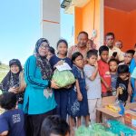 Aisyiyah Aceh Selatan Salurkan Bantuan Kepada Bayi, Anak-Anak Dan Lansia Korban Banjir Di Trumon Raya