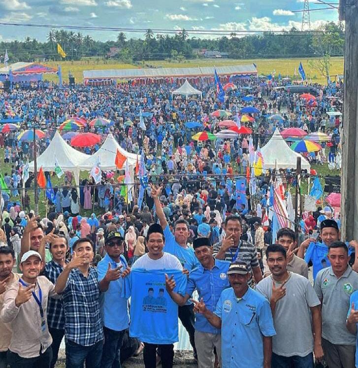 Guncangkan Aceh Selatan, Puluhan Ribu Massa Tumpah Ruah Hadiri Kampanye Akbar Pasangan “MANIS”