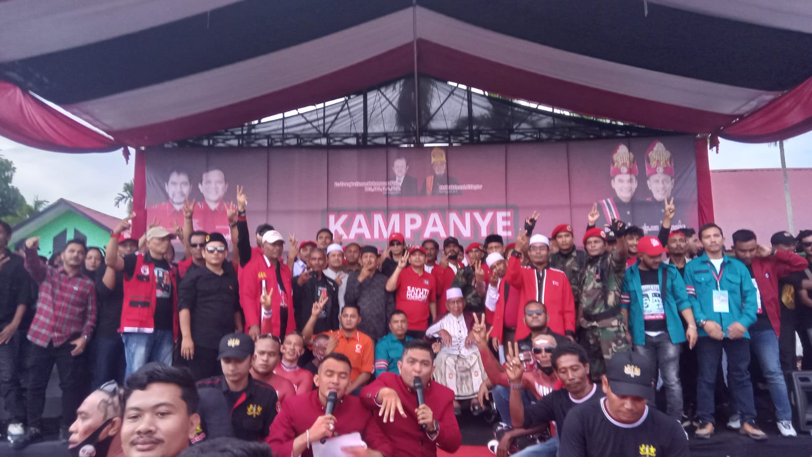 Ribuan Pendukung Ramaikan Kampanye Akbar Cawalkot Lhokseumawe Sayuti Abubakar