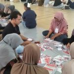 KIP Aceh Selatan Lakukan Sortir dan Pelipatan Kertas Suara Pilkada Aceh Tahun 2024