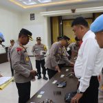 Kapolres Aceh Selatan Pimpin Pemeriksaan Senpi Dinas.