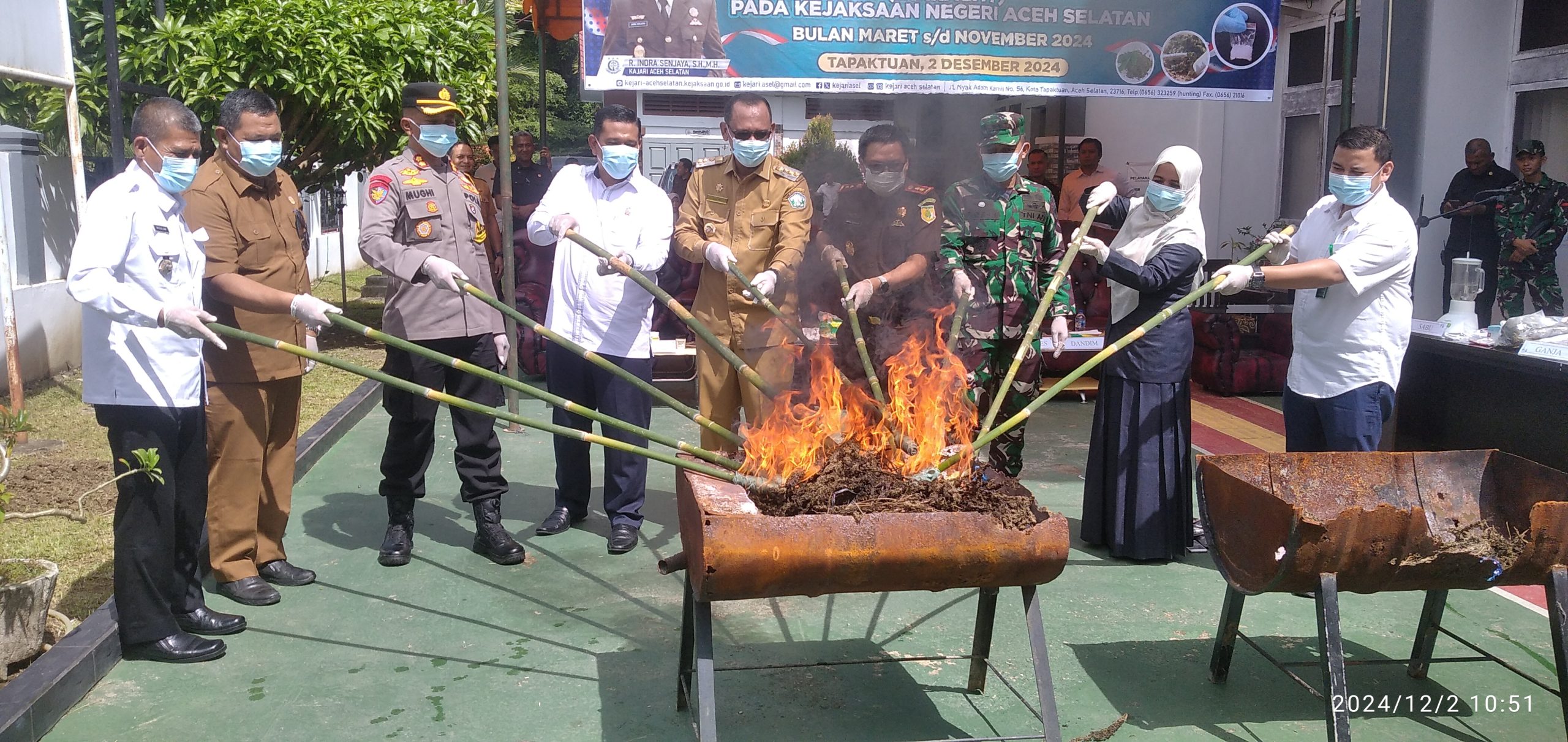 Pj. Bupati Aceh Selatan Hadiri Pemusnahan Barang Bukti Di Kejaksaan Negeri Aceh Selatan