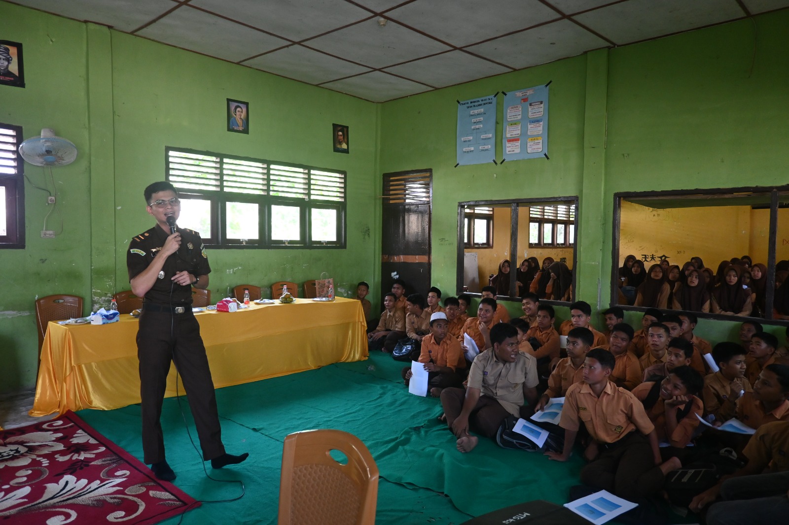 Kali ini Giliran Madrasah Tsanawiyah Swasta Kluet Utara di Kunjungi Tim Penyuluhan Hukum Melalui Program “JMS” Oleh Cabang Kejari Aceh Selatan di Bakongan