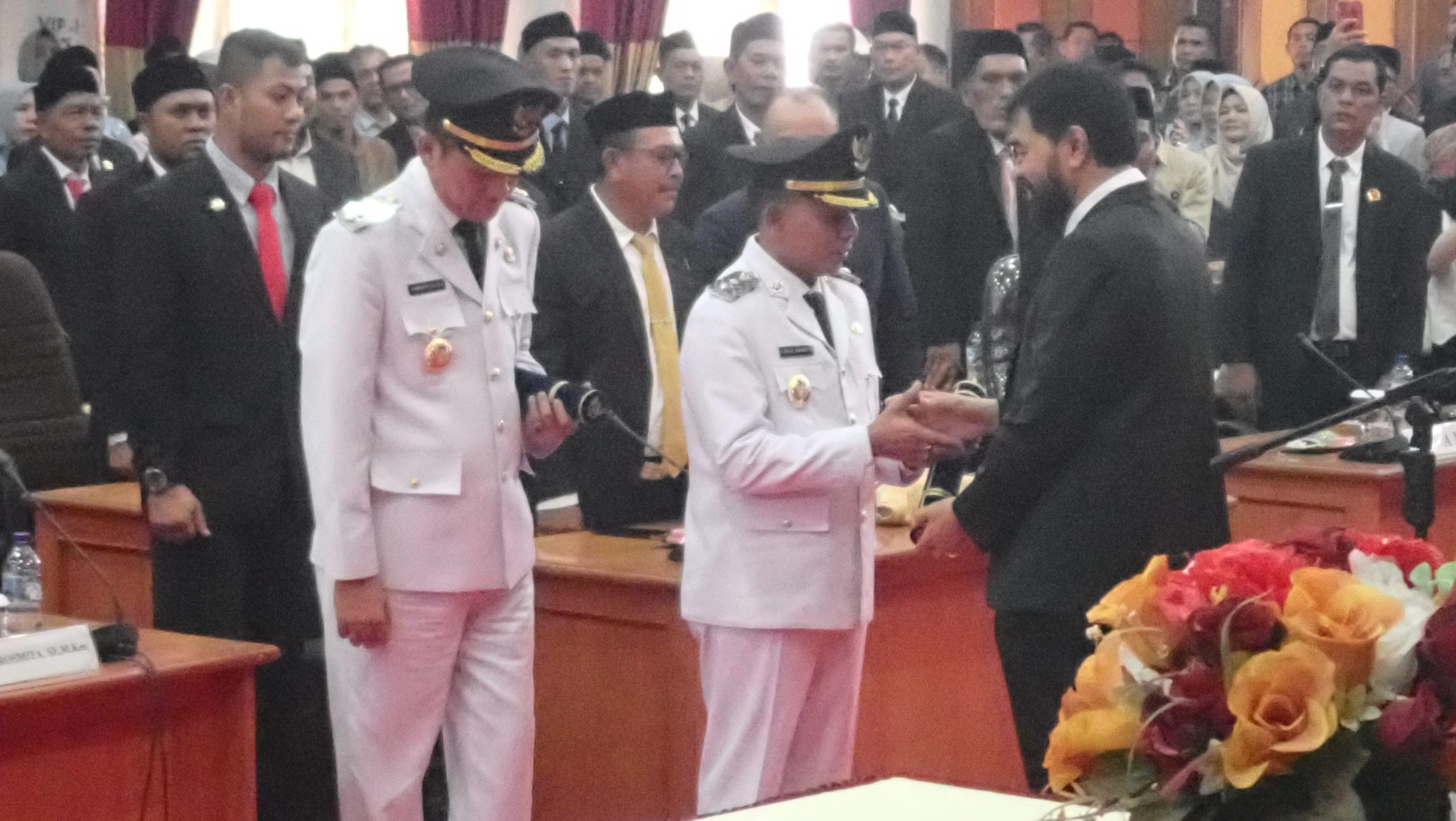Gubernur Aceh Muzakir Manaf Lantik H. Mirwan MS, SE.,S.Sos – H. Baital Mukadis,SE sebagai Bupati dan Wakil Bupati Aceh Selatan periode 2025-2030