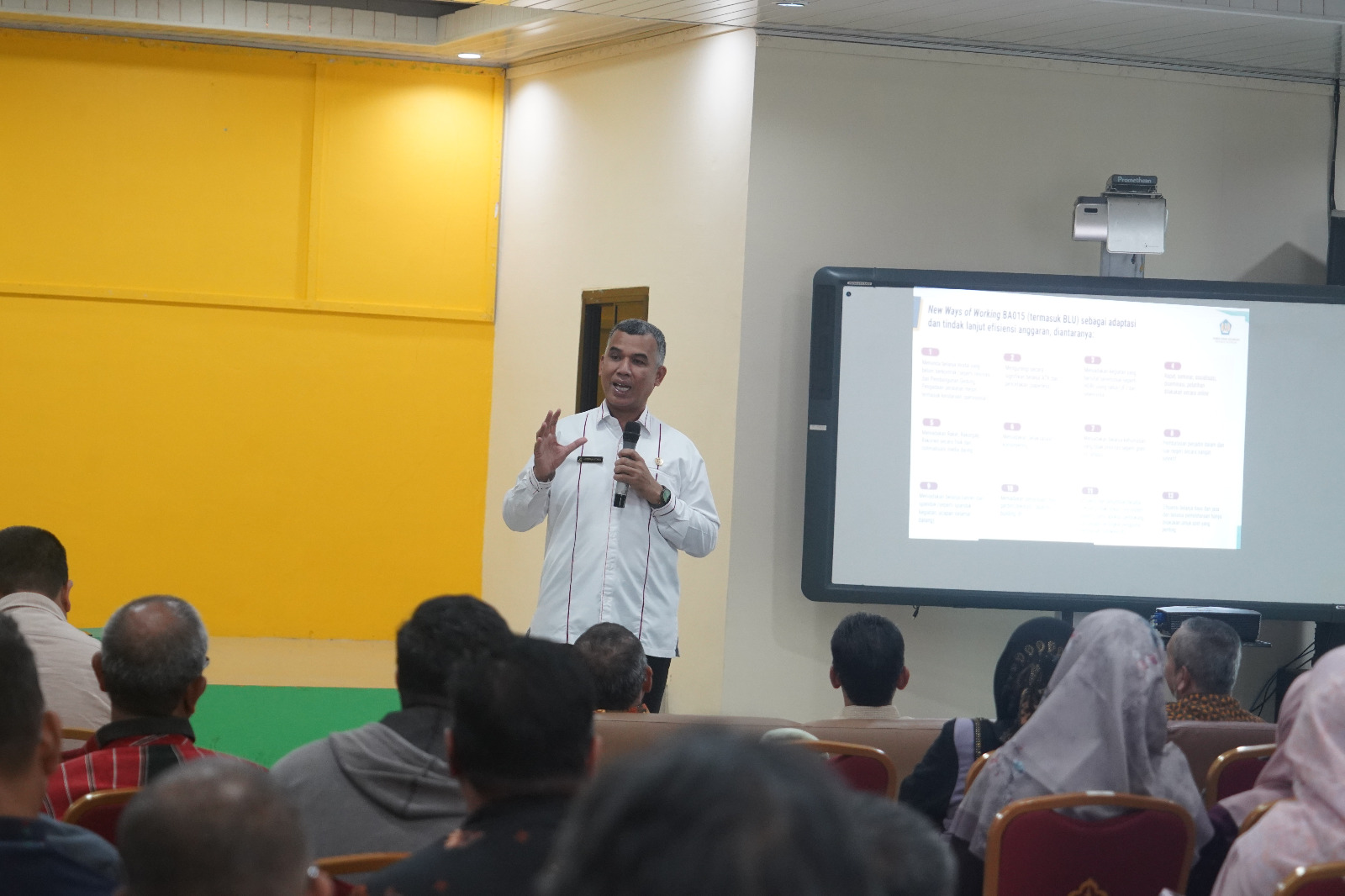 Gelar Rapat, Rektor Unimal Bahas Inpres Efisiensi Belanja Negara