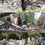 Sat Reskrim Polres Aceh Selatan bersama Tim Labfor Polda Sumatra Utara Olah TKP Dugaan Pembakaran dan Pengerusakan Rumah