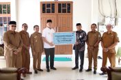 PT Bank Aceh Syariah Serahkan Dividen Kepada Pemkab Aceh Selatan