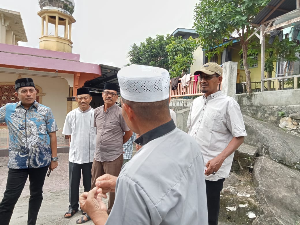 Lebaran dikampung halaman, Irpannusir tinjau beberapa Mesjid di Aceh Selatan