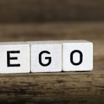 𝗘𝗴𝗼 𝗦𝗽𝗶𝗿𝗶𝘁𝘂𝗮𝗹: 𝗞𝗲𝘀𝗼𝗺𝗯𝗼𝗻𝗴𝗮𝗻 𝘆𝗮𝗻𝗴 𝗧𝗲𝗿𝘀𝗲𝗺𝗯𝘂𝗻𝘆𝗶 𝗱𝗶 𝗝𝗮𝗹𝗮𝗻 𝗠𝗲𝗻𝘂𝗷𝘂 𝗧𝘂𝗵𝗮𝗻