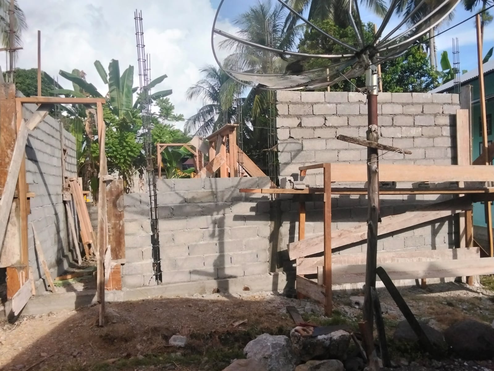 Progres Sasaran Fisik Terus Ditingkatkan, Tim Satgas Pra TMMD ke-124 Kodim 0107/Aceh Selatan Kebut Pekerjaan