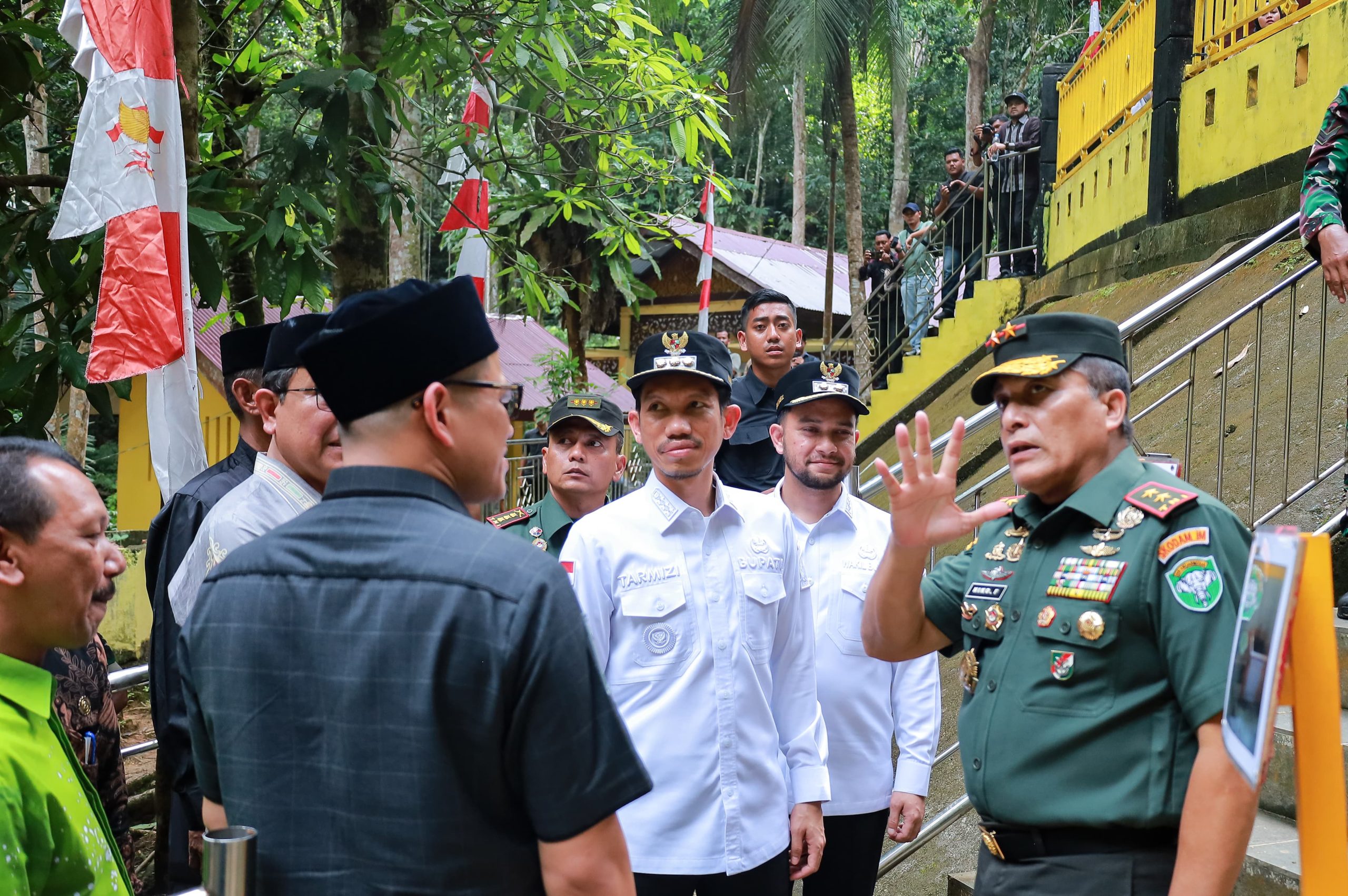 Pangdam IM Mayjen TNI Niko Fahrizal, M.Tr. (Han), Meresmikan Renovasi dan Pembangunan Fasilitas di Kompleks Makam Pahlawan Nasional Teuku Umar