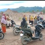 Ratusan Masyarakat Gampong Simpang Tiga Mendatangi Graser Blok B, Milik PT. PSU.