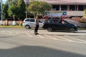 Personel Polsek Tapaktuan Laksanakan Strong Point Pagi Untuk Kelancaran Lalu Lintas Saat Jam Sibuk