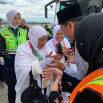 Bupati Aceh Selatan H. Mirwan MS, SE, M.Sos, Antar Jemaah Haji Sampai Ke Bandara SIM