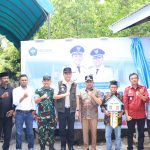 Program 100 Hari Kerja Bupati Ace Selatan H. Mirwan MS, SE, M.Sos Serahkan Rumah Layak Huni