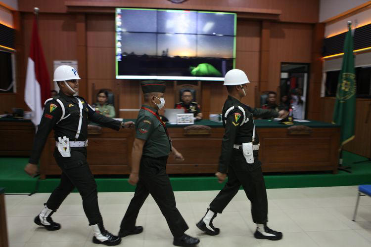 Terungkap Dalam Sidang Pengadilan Militer, Tetap Tembus Rompi Anti-peluru 3 Polisi, Senjata Apa yang Dipakai Kopda Basarzah?