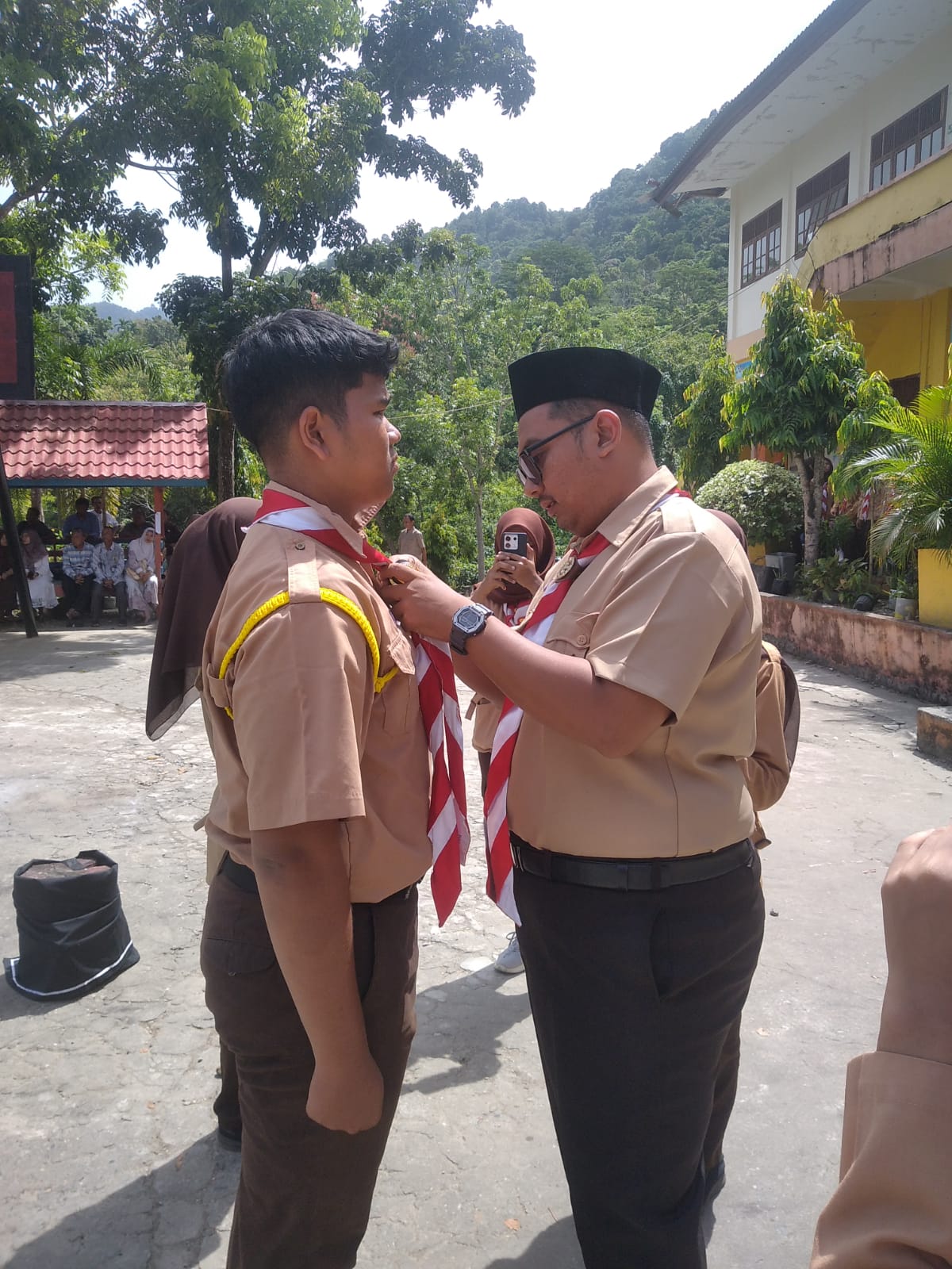 Kegiatan Perkemahan Pelantikan Kacu Gudep Pramuka SMAN Unggul Tapaktuan Ditutup