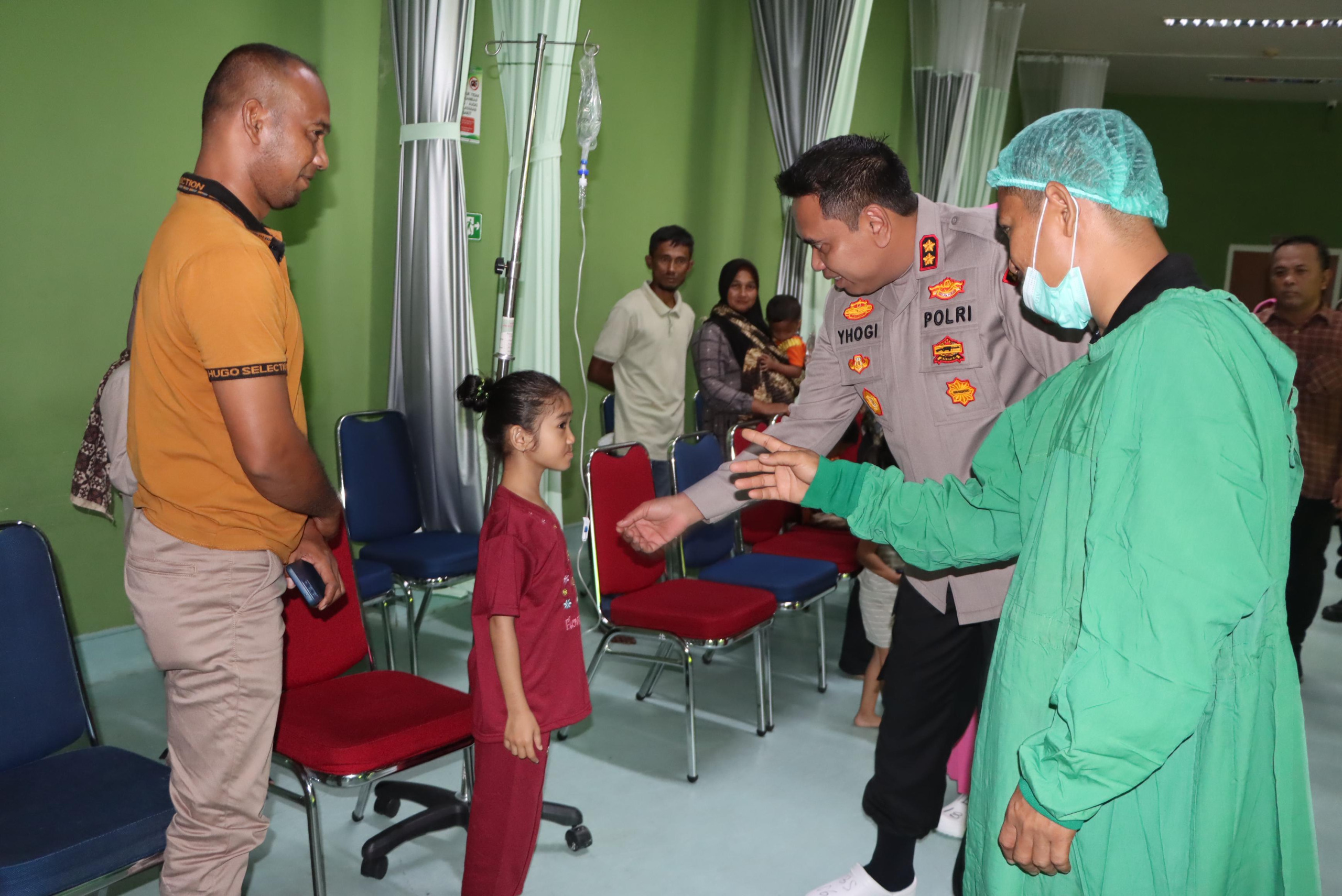 Wujud Kepedulian di Hari Bhayangkara ke-79, Polres Aceh Barat Gelar Bakti Sosial Operasi Bibir Sumbing