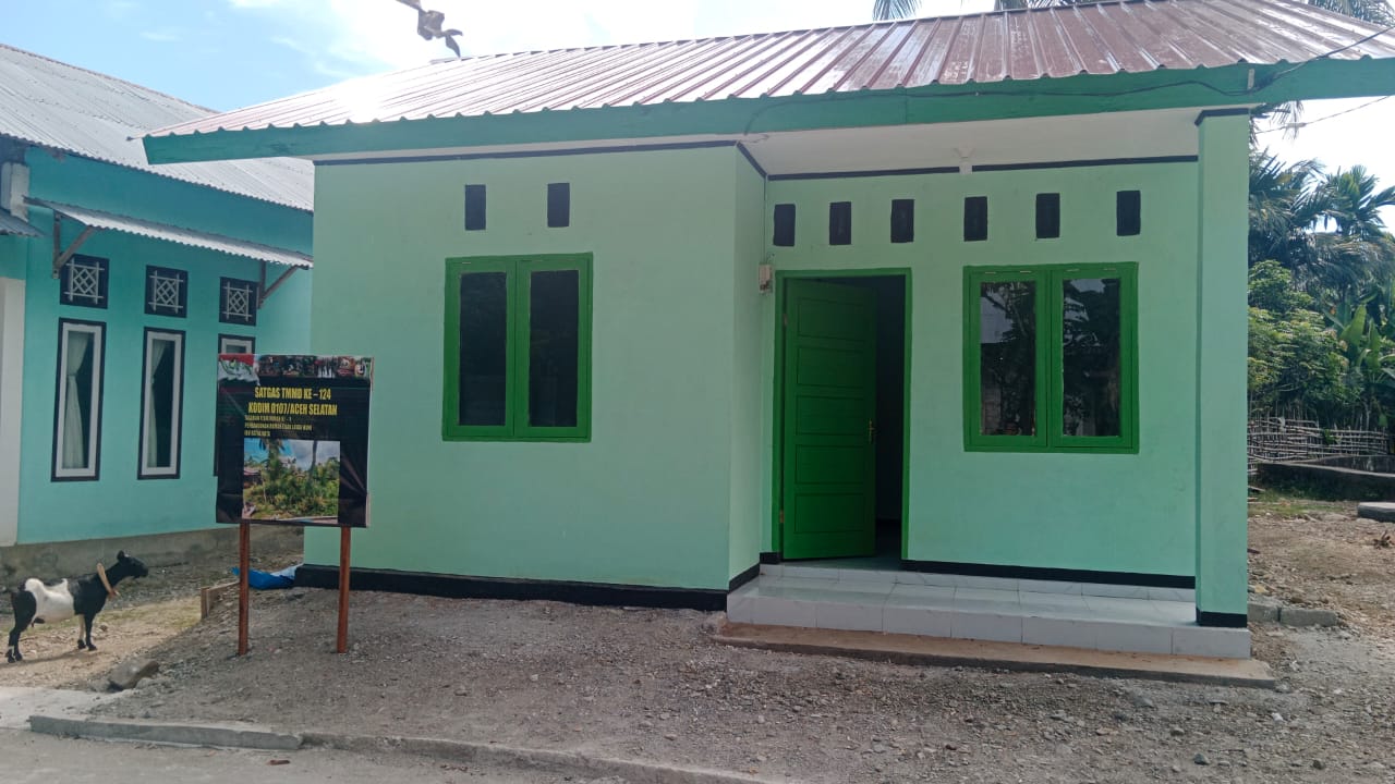 TMMD ke-124 Kodim 0107/Aceh Selatan Sulap Rumah Warga Aur Pelumat Jadi Layak Huni