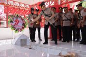 Peringati Hari Bhayangkara ke-79, Polres Aceh Selatan Gelar Ziarah dan Tabur Bunga ke Makam Pahlawan T. Cut Ali