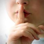 Ketika Lidah Diam, Maka Gelap pun Menari