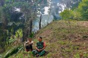 ‎Babinsa Koramil 01/Tapaktuan Ingatkan Petani Tidak Membakar Saat Membuka Lahan