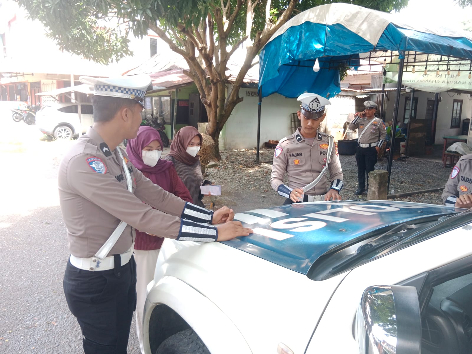 Hari Ketiga Operasi Patuh Seulawah, Satlantas Terus Edukasi dan Tindak Pelanggar di Kawasan Tertib Lalu Lintas