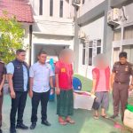 Satreskrim Polres Aceh Selatan Serahkan Dua Tersangka Kasus Tambang Ilegal ke Kejari