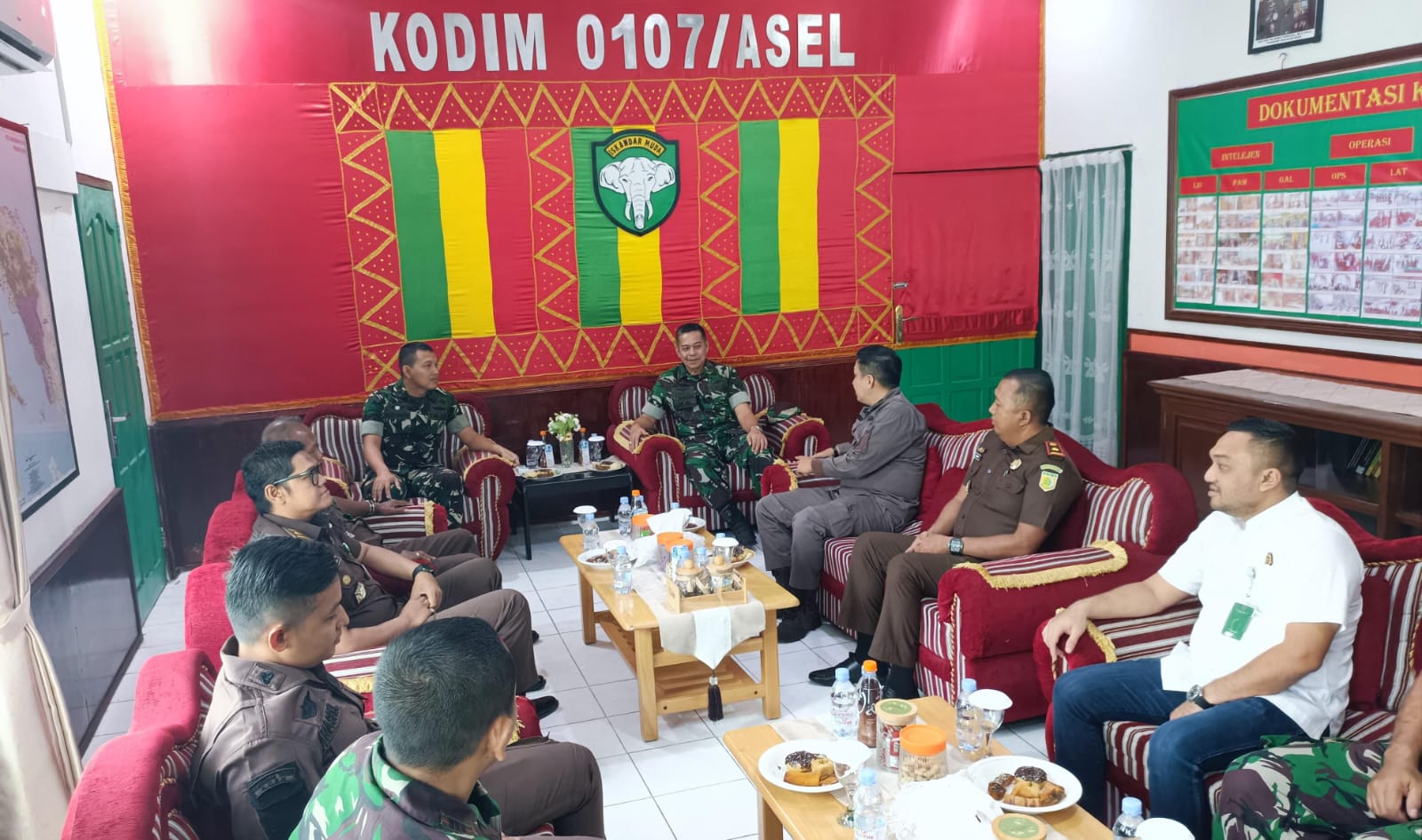 Dandim 0107/Aceh Selatan Sambut Aspidmil Kajati Aceh, Bahas MoU dan Penegakan Hukum Prajurit TNI