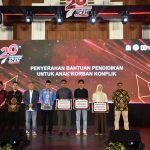 Wagub Aceh Anugerahkan Penghargaan untuk Wartawan Peliput Proses Perdamaian