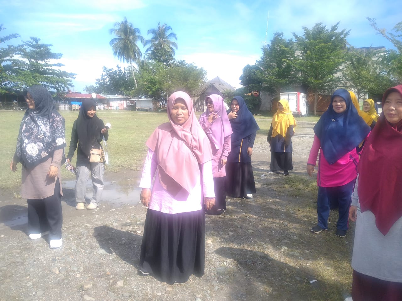 Kebersamaan dalam Aksi: SMAN Unggul Tapaktuan Adakan Outbond Edukatif