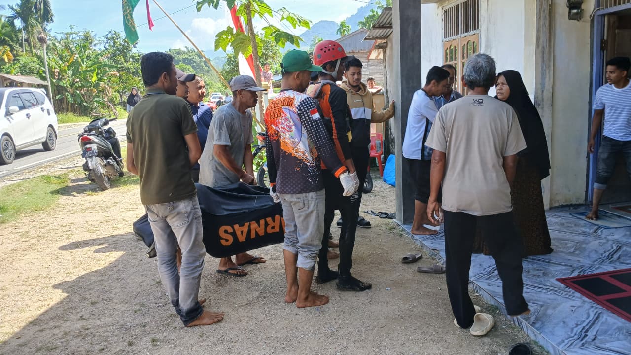 Korban Terseret Ombak Ditemukan Mengapung di Perairan Gunung Kerambil