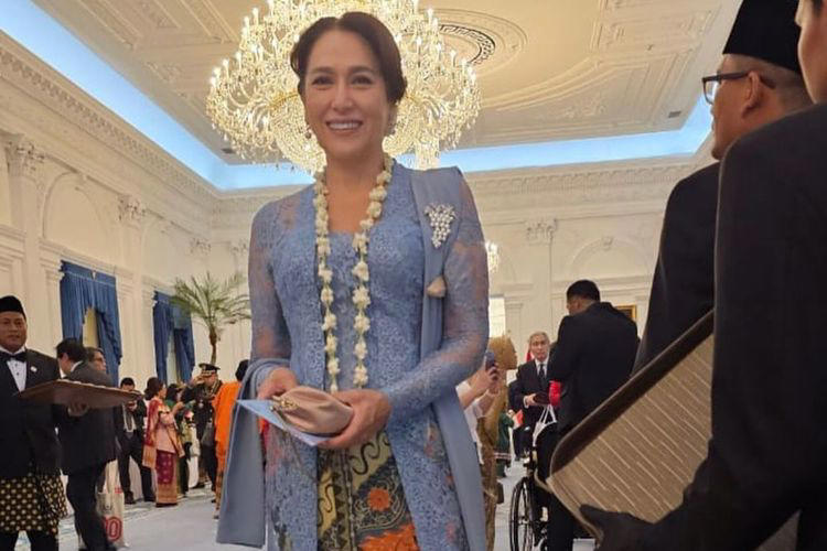 Setelah 55 Tahun, Kartika Sari Dewi Soekarno Akhirnya Ziarah ke Makam Bung Karno