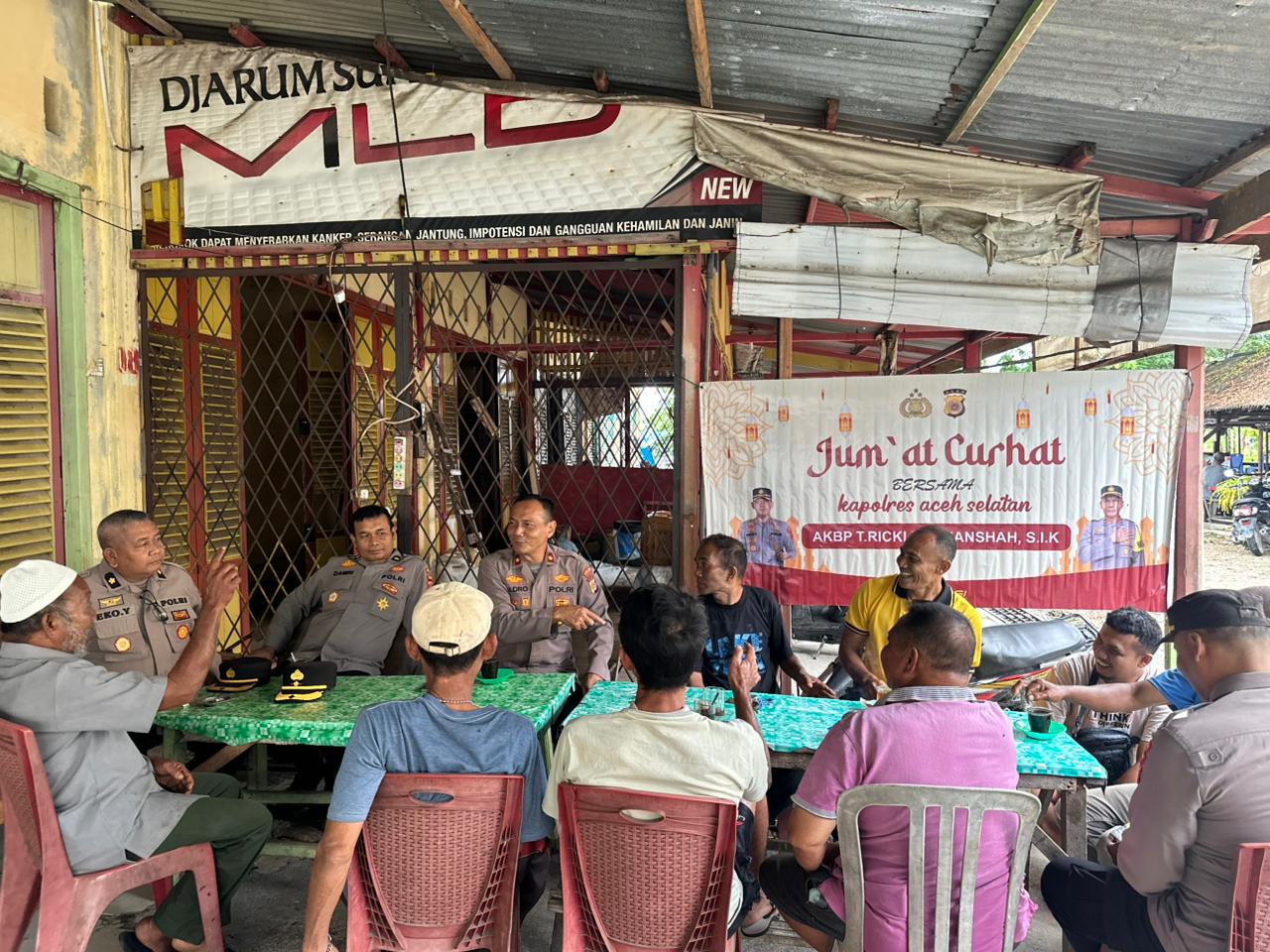 Polres Aceh Selatan Serap Aspirasi Masyarakat Nelayan di TPI Tapaktuan Melalui Jumat Curhat