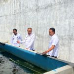 Kalapas Lakukan Kontrol Ketahanan Pangan di Area Brandgang Lapas Idi